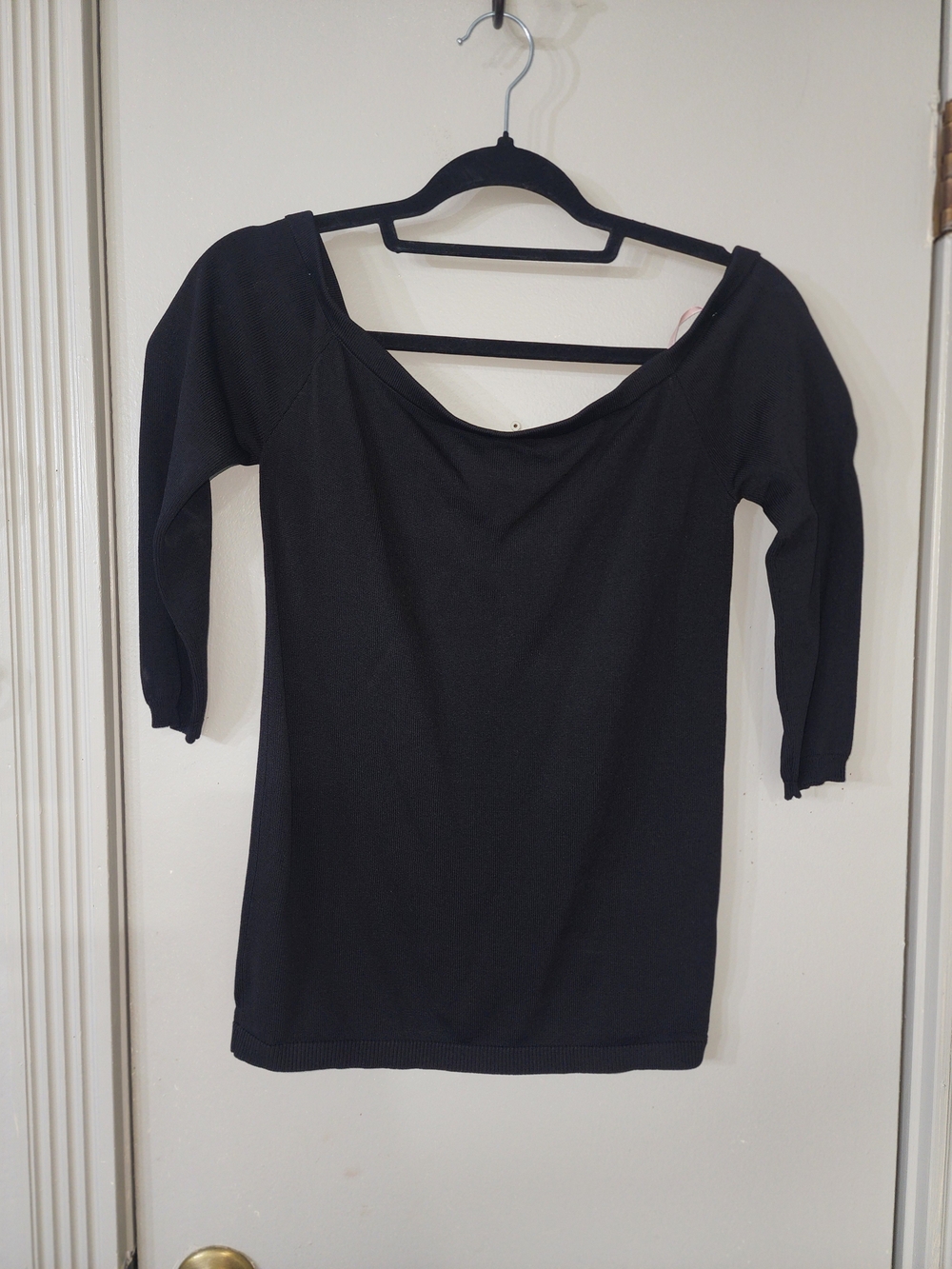 Forever 21 Black Off-Shoulder Scoop-Neck Top